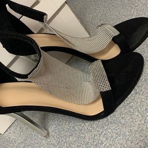 Size 8 brand new
